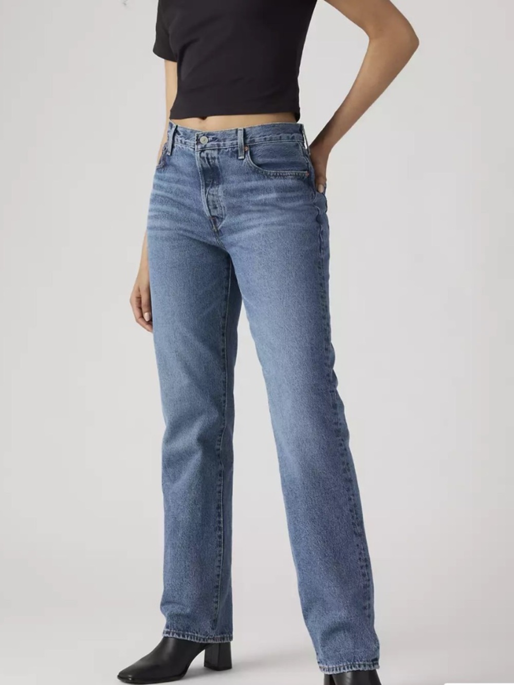 NWT Levi’s 501 90s Classic Straight-Leg Women's Jeans 27x30